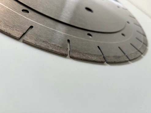 18" SafetyKut Silent UCS Blade